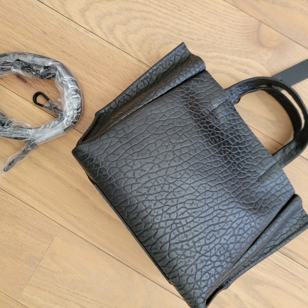 AMPERSAND AS APOSTROPHE Micro-Tote / Black Lux - Picture 6 of 9